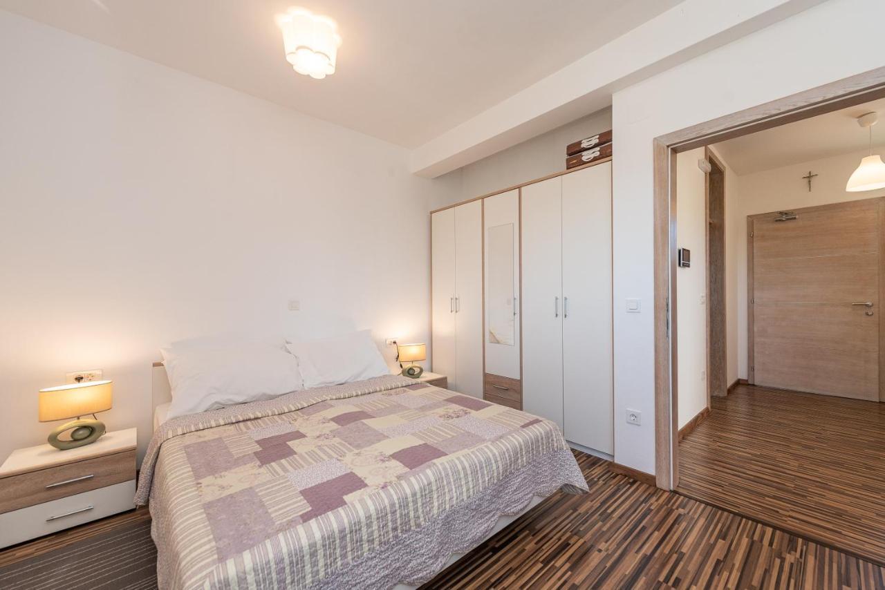 Antonio Apartments Sukosan Ngoại thất bức ảnh